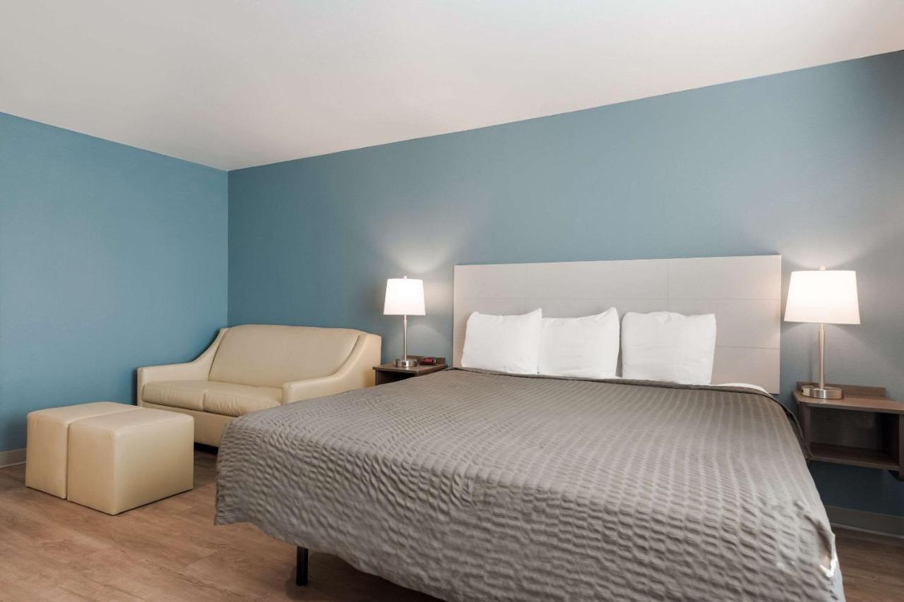 Woodspring Suites Phoenix-Deer Valley 외부 사진